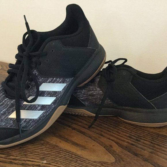 kids volleyball shoes